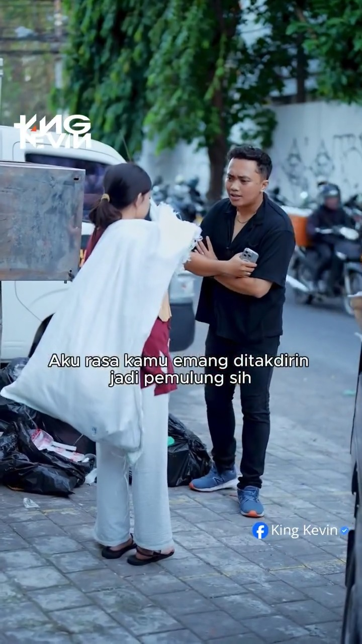 [FILM LENGKAP] 054I0722 Kacang yang Tidak Lupa dengan kulitnya,,kita harus membalas budi seseorang yang telah membantu kita️ mp4